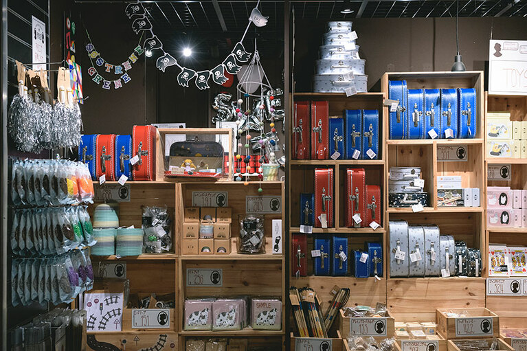 インテリアのアクセントに取り入れたいアイテムもいろいろ。