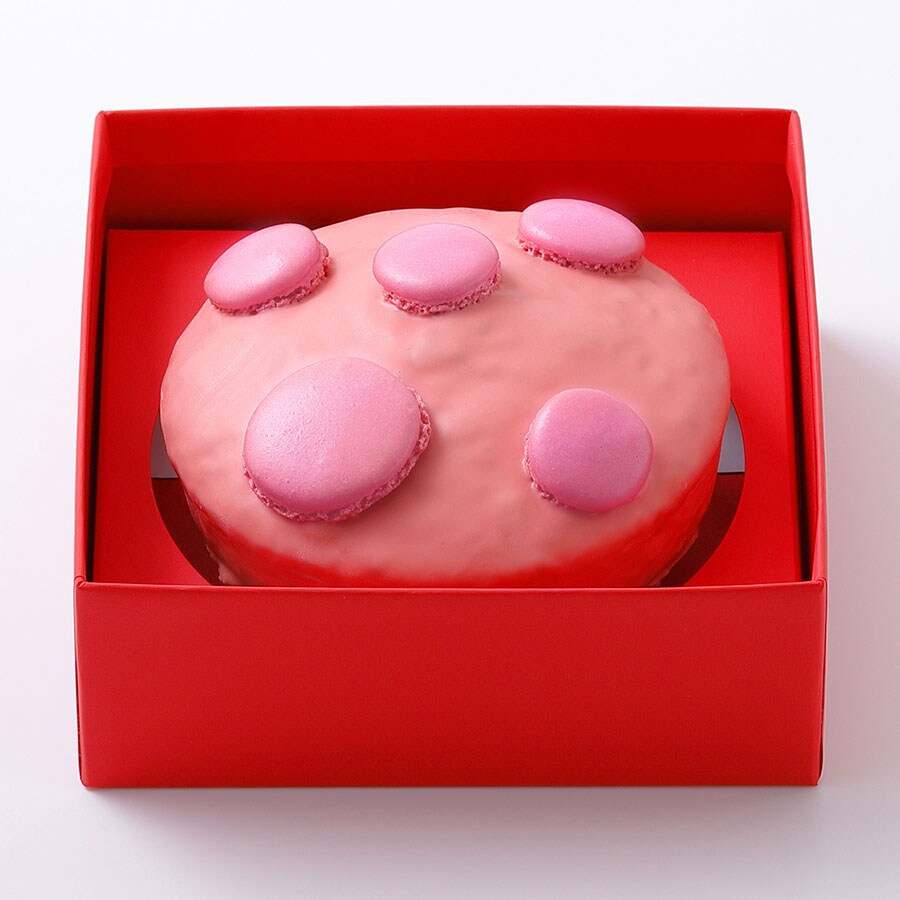 ケーク イスパハン 直径約12 cm 2,808円(フランボワーズとライチ入りローズ風味のパウンドケーキ)。
