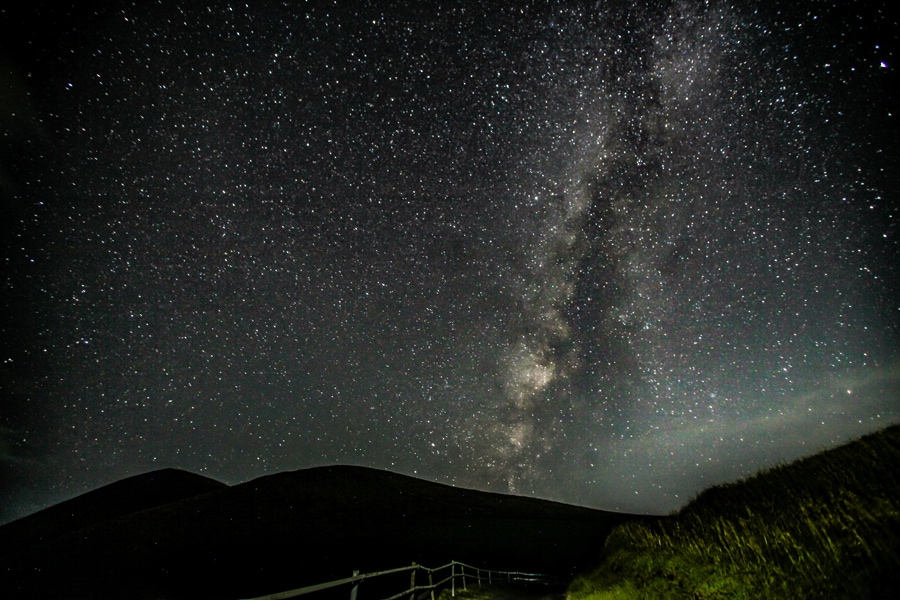 ギリシャ神話を思わせる星空に、ただただうっとり。