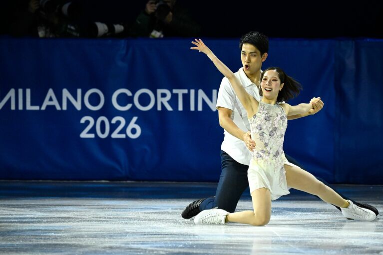 金メダリストとしてエキシビジョンに。木原は4大会目、三浦は2大会目の五輪でついに。Asami Enomoto/JMPA