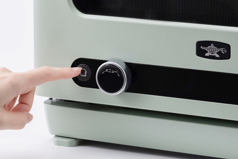 大型ダイヤルで簡単操作。