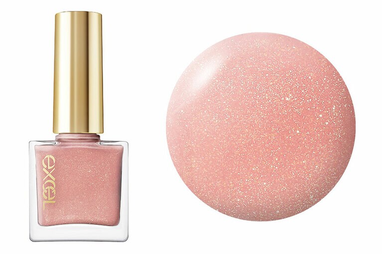 ＮＬ４９　ストロベリームーン。ゴールドパールがゆらめいて、控えめながら華やかにもなるヌードピンク。