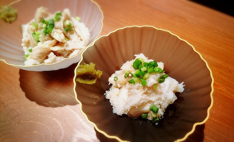 九州から送られる良質なホルモンはどれもフレッシュ。