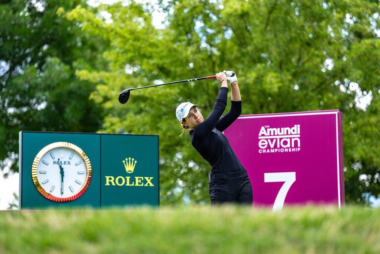 「アムンディ・エビアン選手権」ではティーグランドにロレックスのクロックが置かれ、オフィシャルタイムキーパーとして大会を支えた。©Rolex/Thomas Lovelock