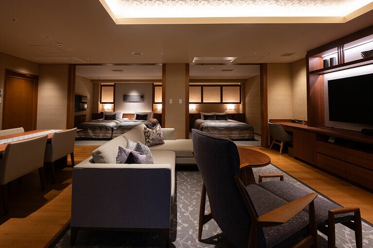 2023年4月に誕生したばかりのプレミアムスイートルームは、ゆったりと寛げる108㎡。