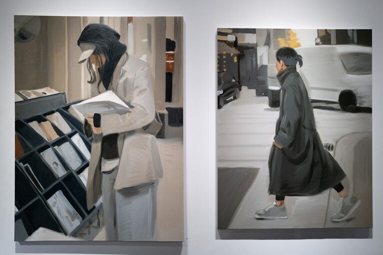 長島伊織による都市のグレーをテーマにした新作2点《Untitled》