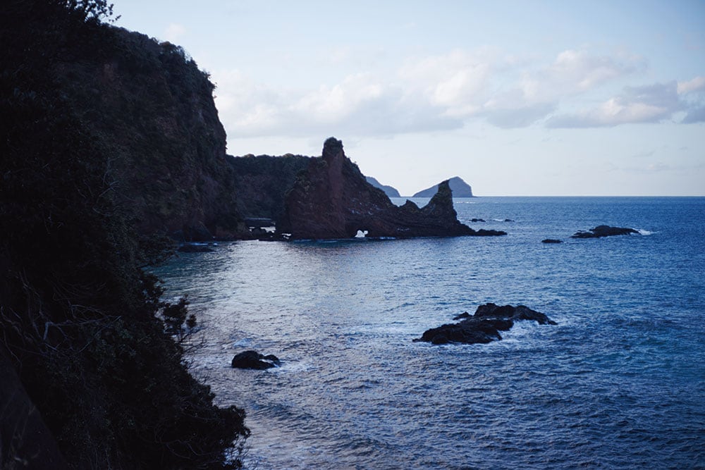 【中ノ島】海食崖が続く明屋海岸のハート岩。