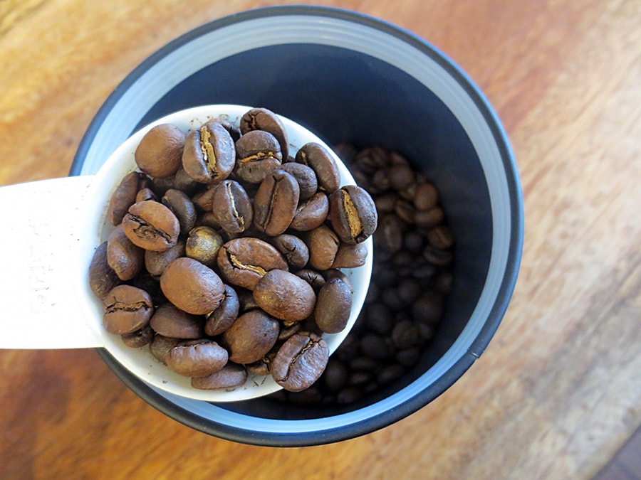 同じ兵庫区にあるオリジナル土鍋自家焙煎の『tent-coffee(テントコーヒー)』の豆を使用。