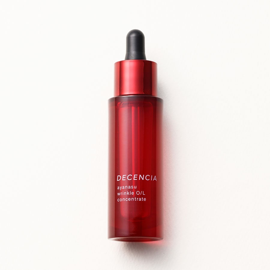 アヤナス リンクルO/L コンセントレート［医薬部外品］30mL 7,150円／ディセンシア