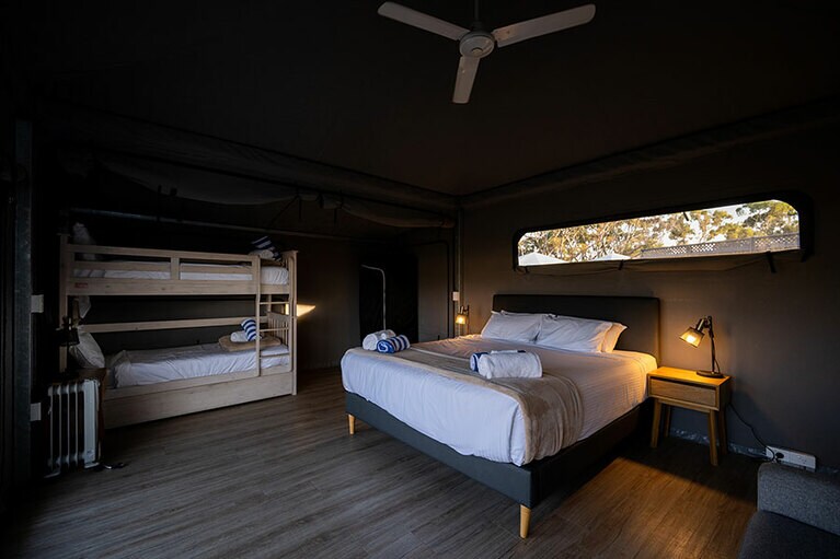 「ディスカバリー・ロットネスト・アイランド」のテント。