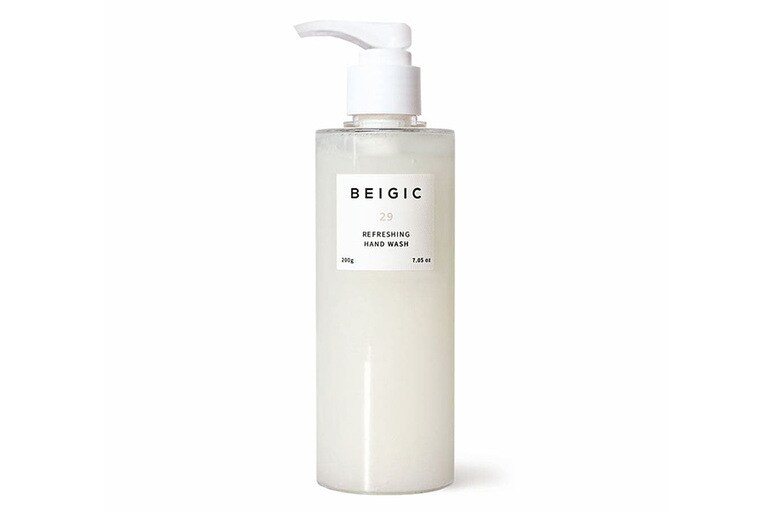 リフレッシングハンドウォッシュ 200g 2,700円。