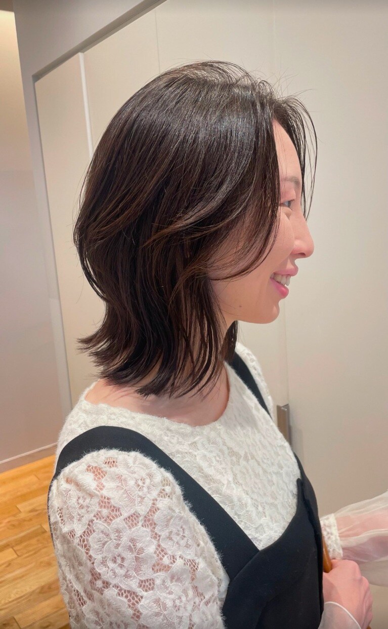 柔らかな動きが上品なくびれミディアム。