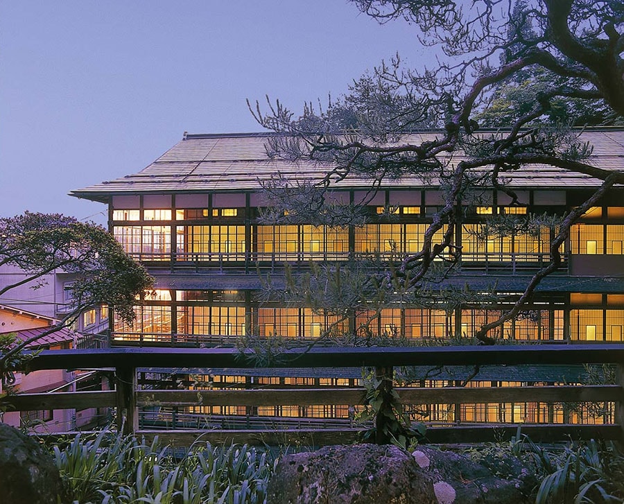 大正から昭和初期にかけて建てられた名建築には、宮大工の技が凝縮。