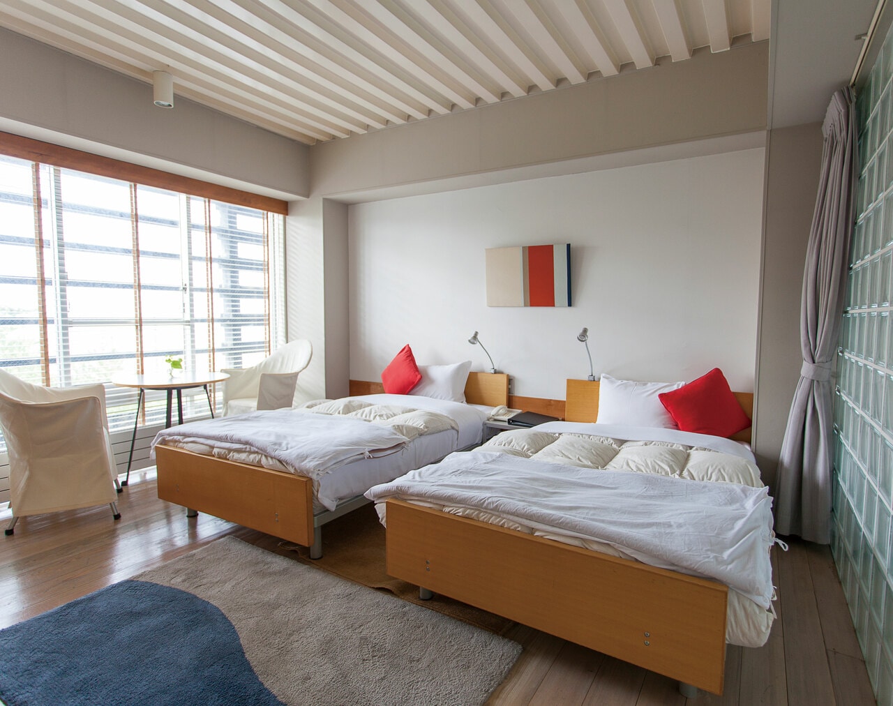 デラックスツインは50㎡のメゾネットルーム。©Ryokan浦島