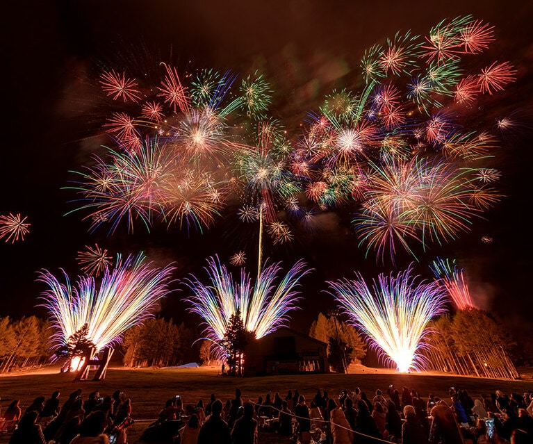 絶景花火。紅屋青木煙火店（2024年）