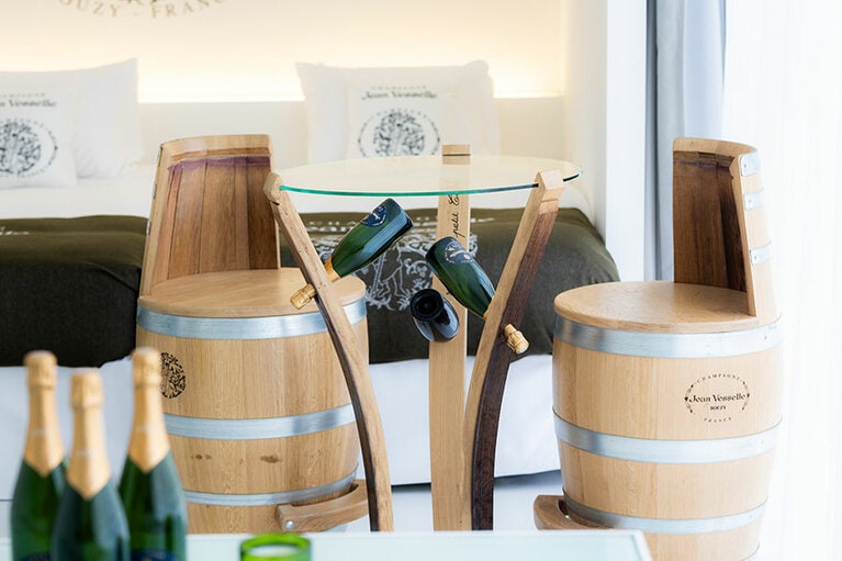 グラン・クリュを主とした自社畑で栽培されたブドウのみからシャンパーニュを生産している「ジャン・ヴェッセル」のキュヴェルーム。