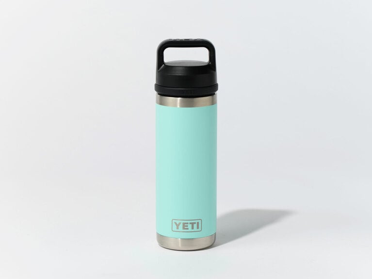 イエティ“ランブラー26oz チャグキャップボトル”7,150円。