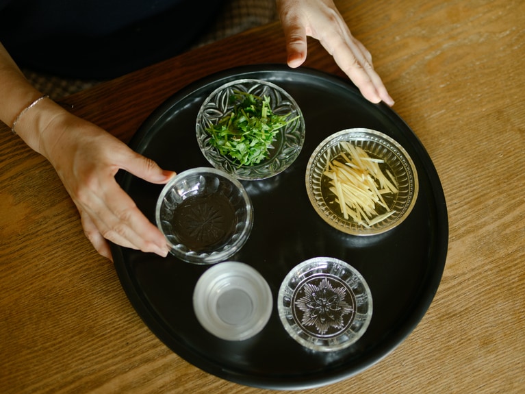 小皿に何を盛ろうか、あれこれ悩むのも夏ならではのお楽しみ。