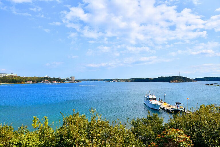 レストランから一望できる英虞湾。