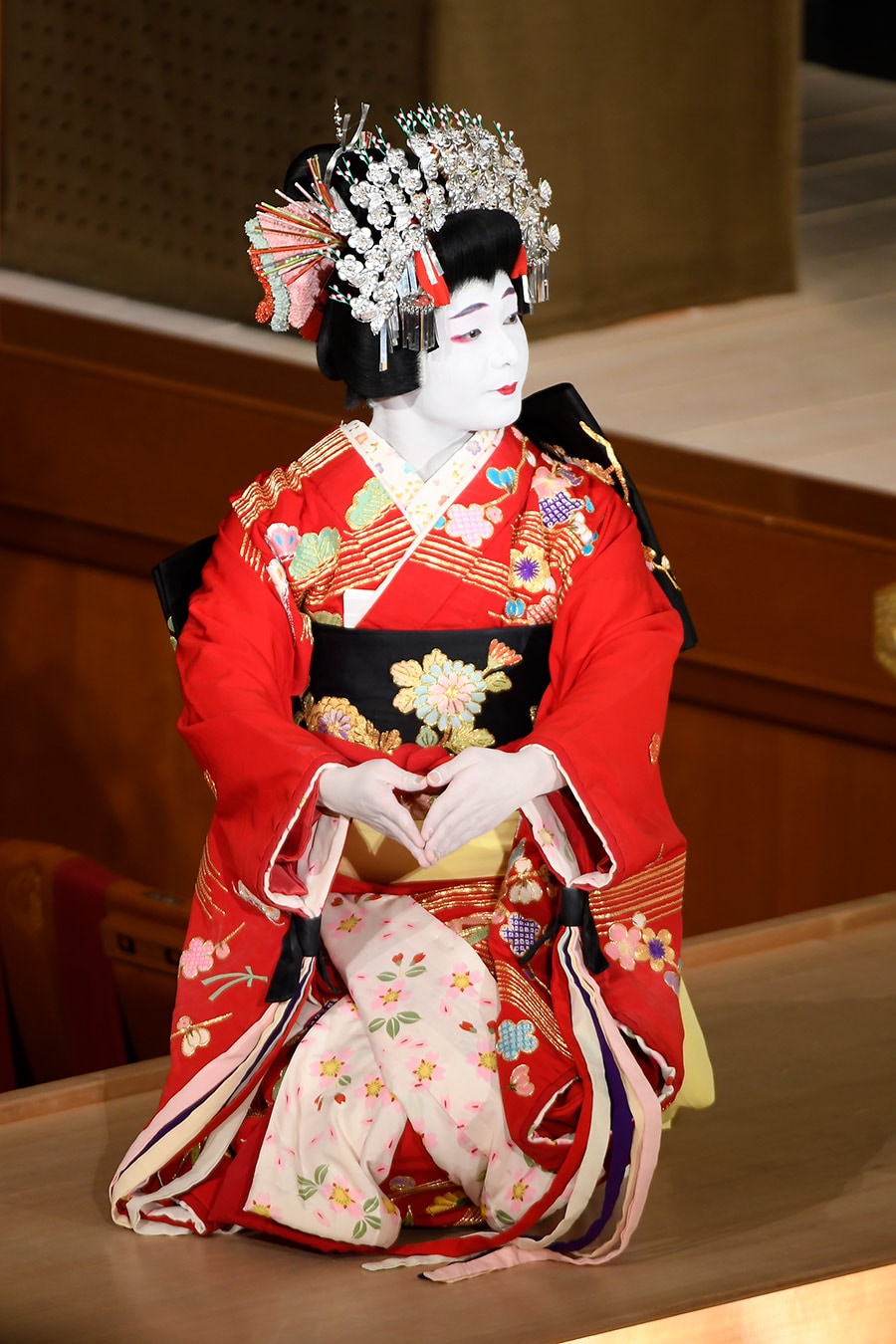 2021年3月歌舞伎座『戻駕色相肩』で禿たよりを演じる莟玉さん。©松竹