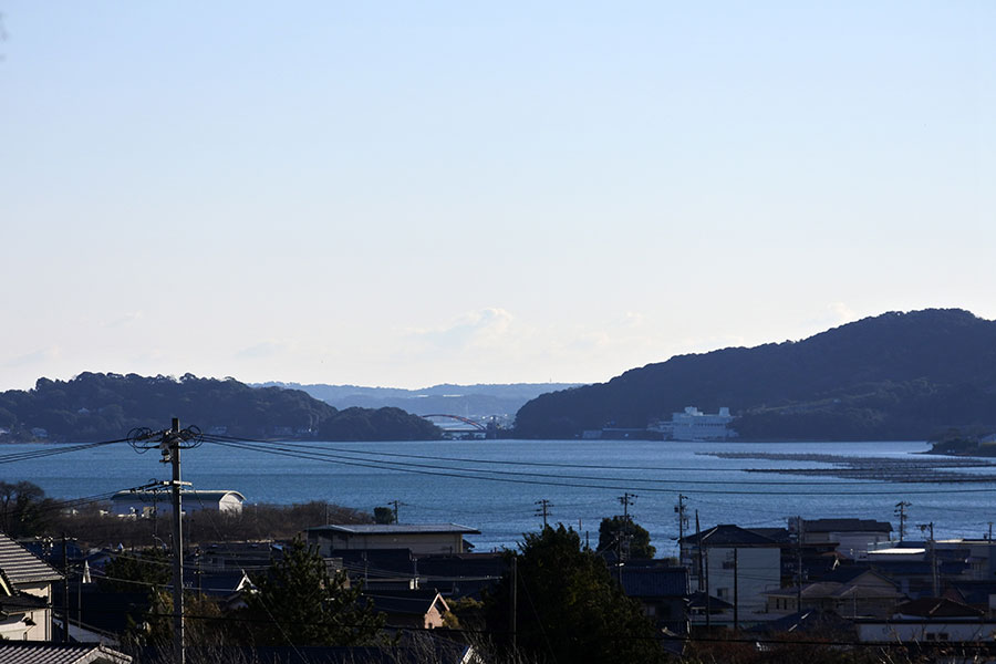 東西の中間地点に位置する浜名湖。