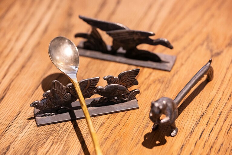 カトラリーレスト。