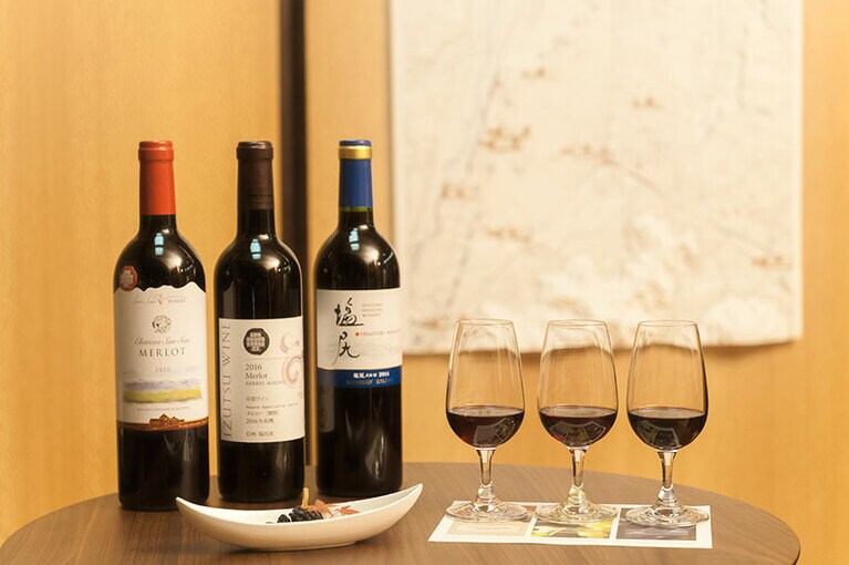 ジビエやドライフルーツなど、地元の特産品にもよく合う桔梗ヶ原ワイン。