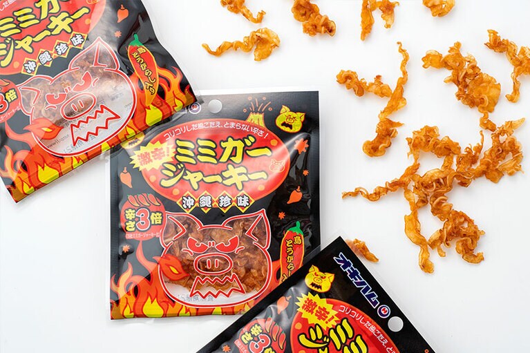 沖縄ハム総合食品「激辛ミミガージャーキー」350円(23g)／沖縄県