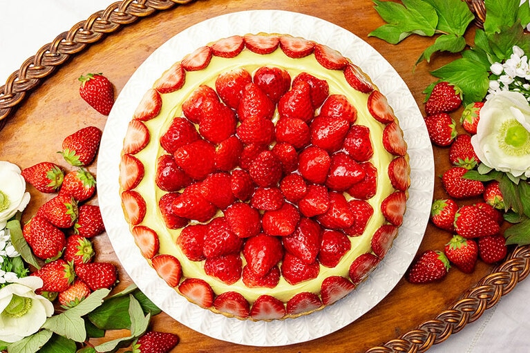 「フレジエのタルト～ピスタチオ風味～」whole(25cm) 10,800円。