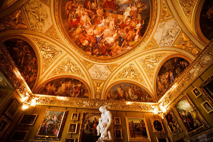 パラティーナ美術館「イリアスの間」の天井を望む。