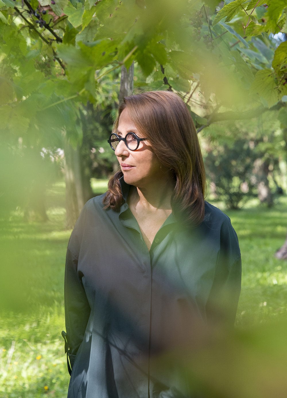 2016年にエルメスの香水クリエーション・ディレクターに就任したクリスティーヌ・ナジェル。科学の素養と優れた独創性をベースに数々の香水を生み出し、高い評価を得てきた彼女が、エルメスの専属調香師として手掛けた待望の「庭園のフレグランス」がシリーズ6作目にあたる《ラグーナの庭》(2019)だ。