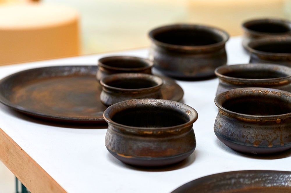 親交のある京都の陶芸家「Shiibo lab」の器も扱う。