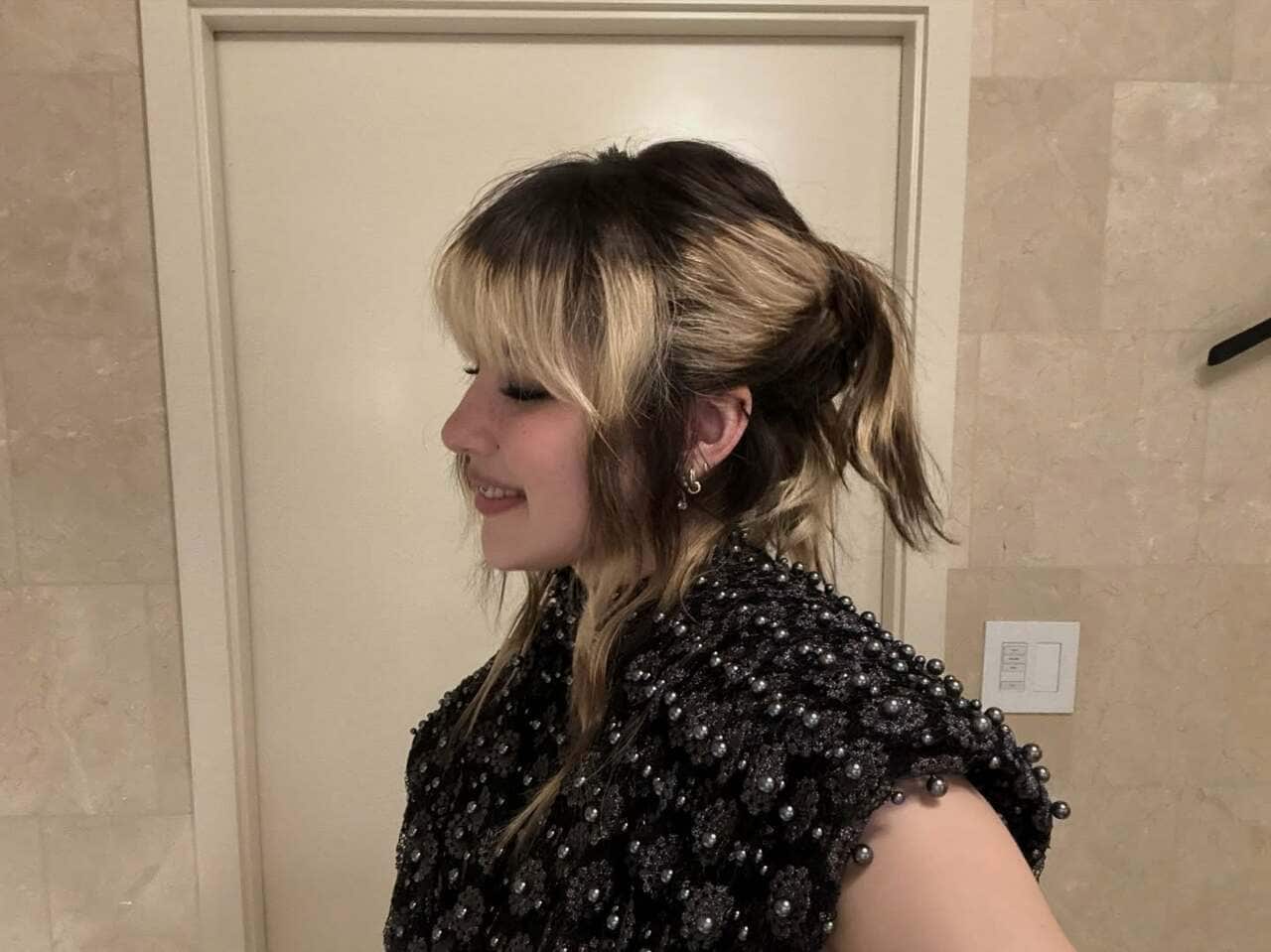 『Vanity Fair』誌主催のアカデミー賞アフターパーティーでのアップヘア（アリサ・リウのInstagramより）。
