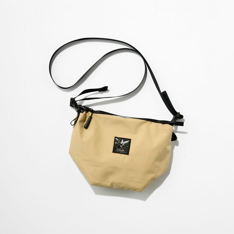 “トムテ” 8,250円／オカラ