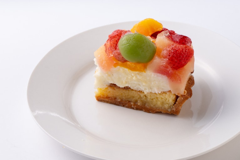 マダガスカル産のバニラビーンズを使ったホワイトカスタード。