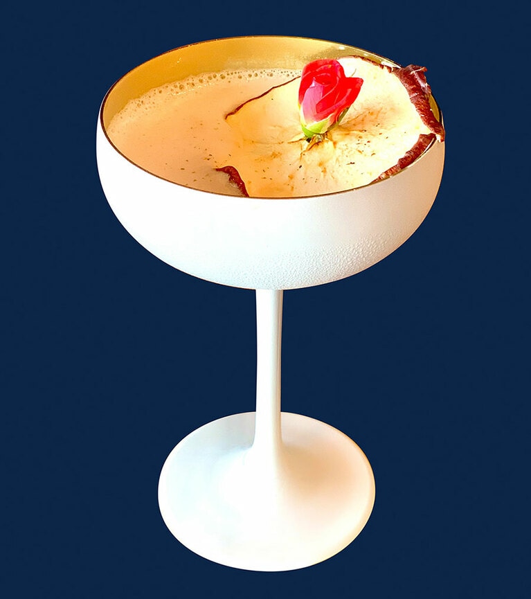 月をテーマにしたカクテル。「ムーンウォーク～Moon Walk～」2,000円。