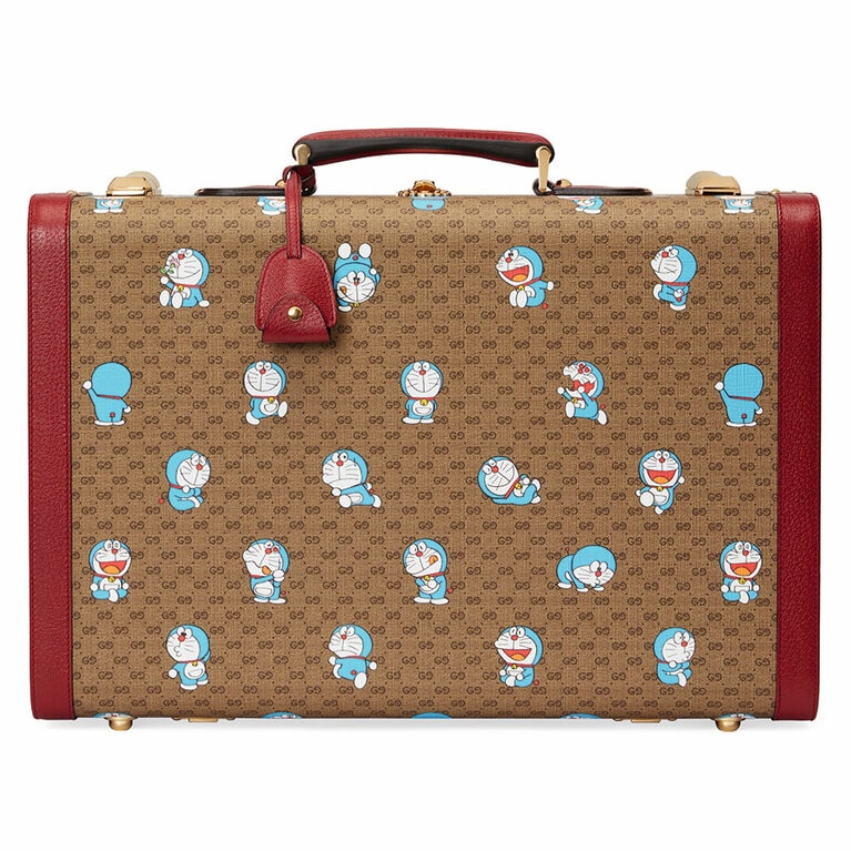 スーツケース(H31×W47.5×D17cm) 610,000円。©Fujiko-Pro