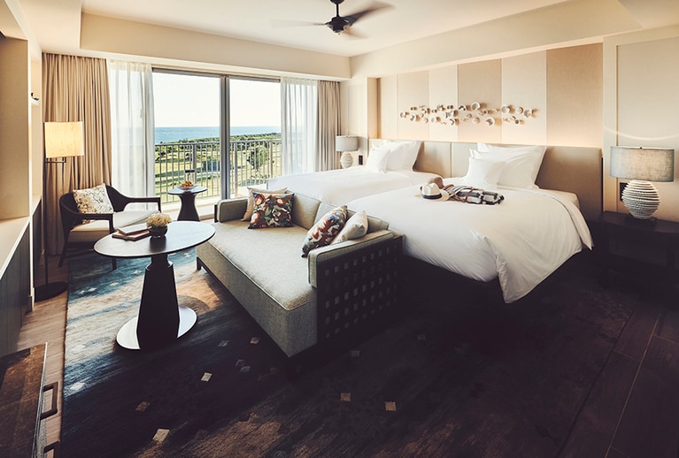 海を見渡せる「クラブインターコンチネンタルプレミアムルーム」。