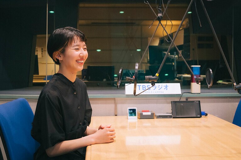 ラジオ越しにも伝わってくるニコニコ顔。