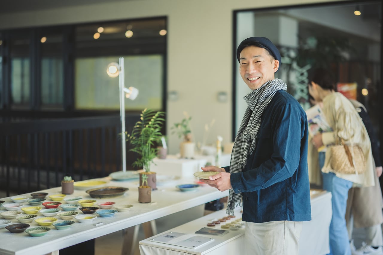 「唐津やきもん祭り」出店時の赤水窯のブース。