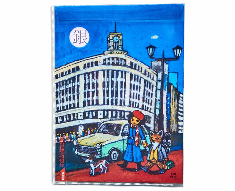 クリアファイルのおみくじ300円を発見。銀座4丁目交差点の風景が描かれ、気の利いたおみやげになる。