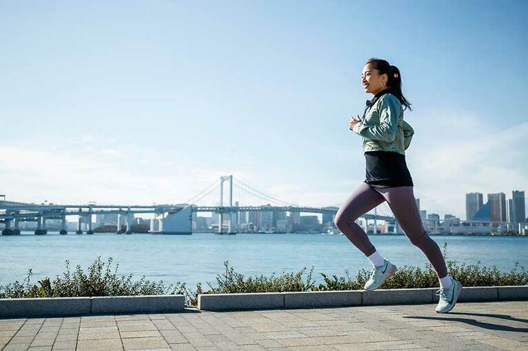 レインボーブリッジを見ながら。