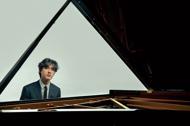 ヴァン・クライバーン国際ピアノコンクール金メダルを史上最年少で受賞したイム・ユンチャン。©James Hole