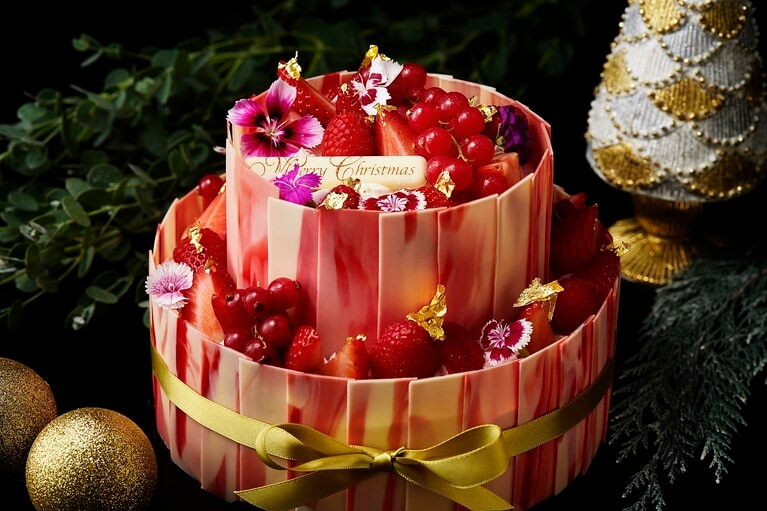 リニューアル「プレミアストロベリーショートケーキ」27,000円。直径18cm。