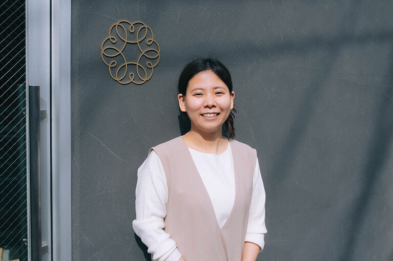 店主・堀尾美穂さん。レストランでの経験をかき氷に。