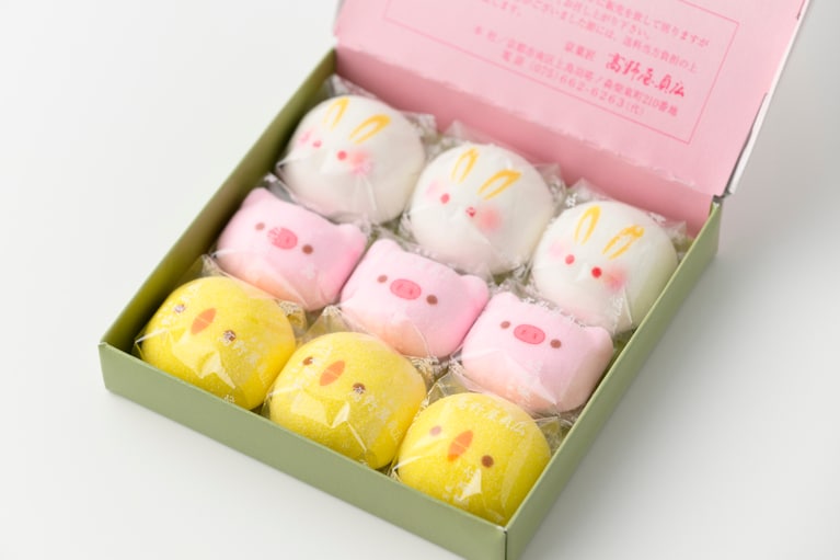 ちんまり（和風マシュマロ） 864円（9個入り）。