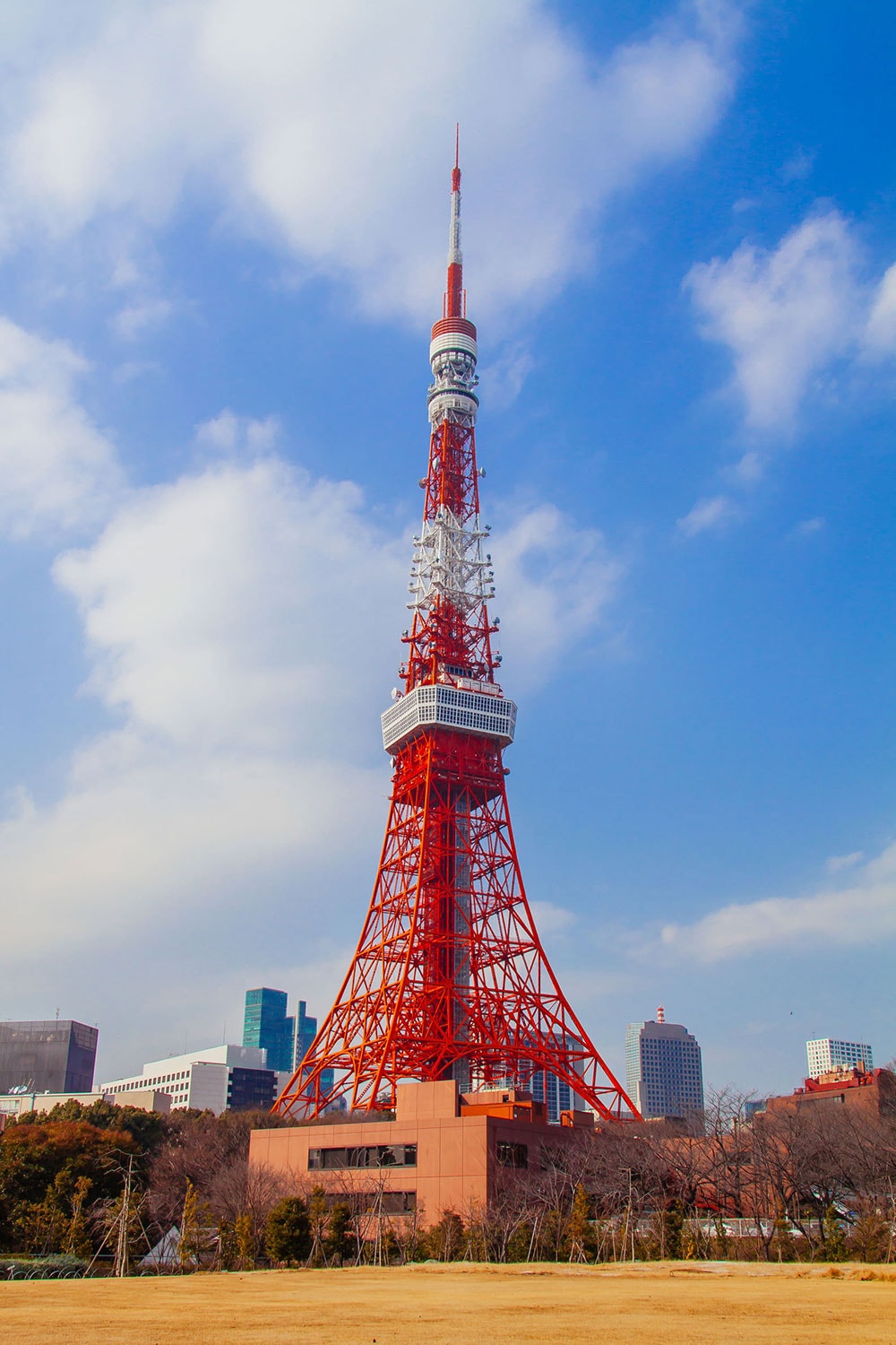 【ホテル周辺】東京タワーもお散歩圏内。ホテルからは徒歩約25分。Photo：kawamuralucy/123RF
