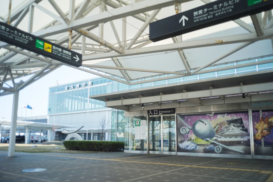 北九州空港へは羽田空港から約1時間45分。九州の旅への玄関口。