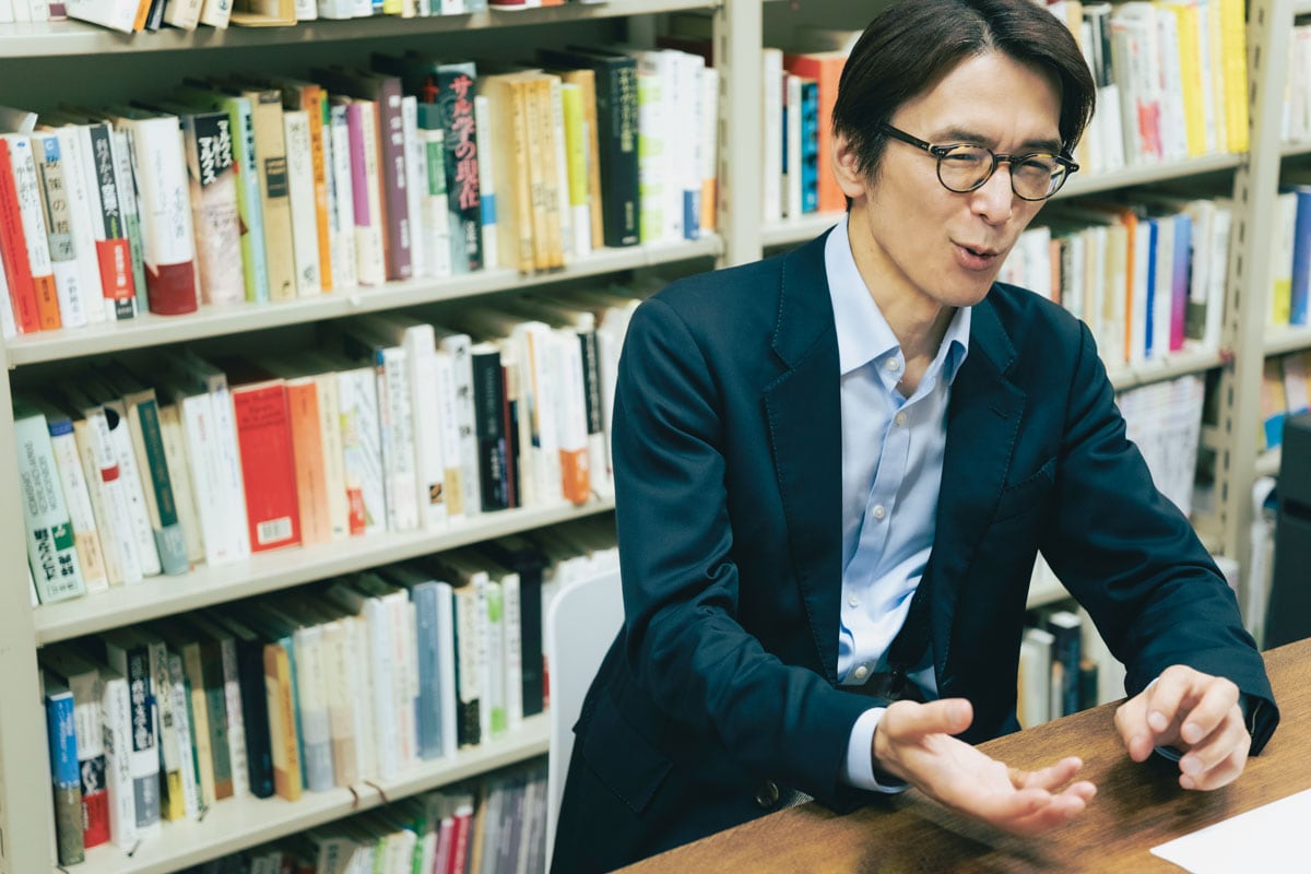 國分功一郎さん。