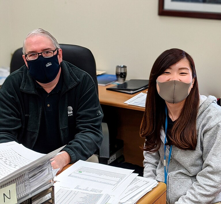 アメリカのグループ会社に赴任中の女性社員。